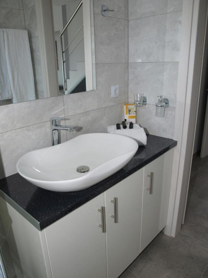 Attic Apartments Agia Anna  Ngoại thất bức ảnh